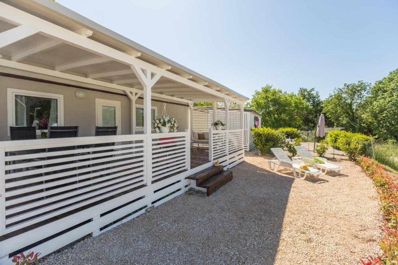 Zelena Laguna Mobile Homes Mugeba Exterior photo