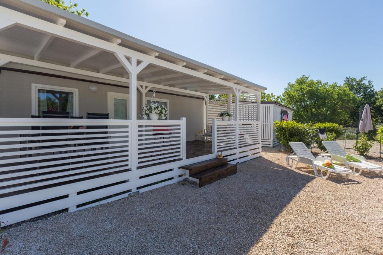 Zelena Laguna Mobile Homes Mugeba Exterior photo