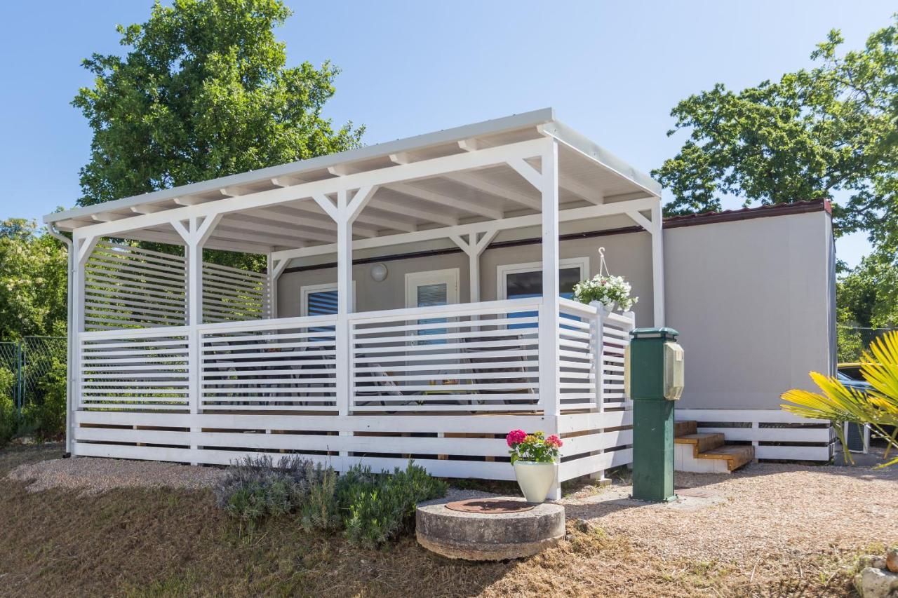 Zelena Laguna Mobile Homes Mugeba Exterior photo