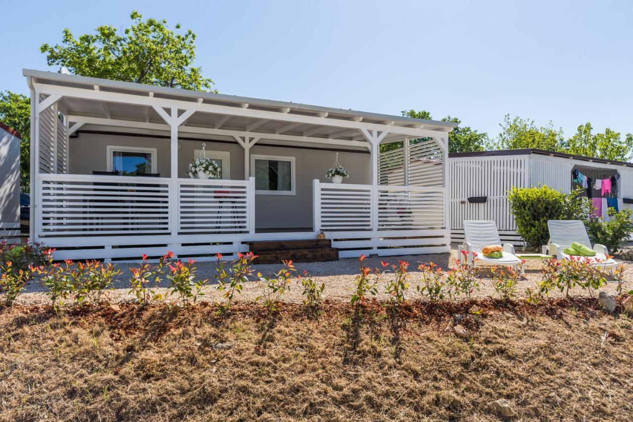 Zelena Laguna Mobile Homes Mugeba Exterior photo