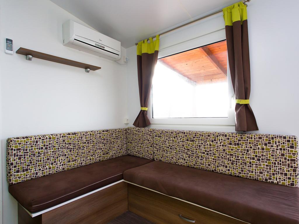 Zelena Laguna Mobile Homes Mugeba Exterior photo