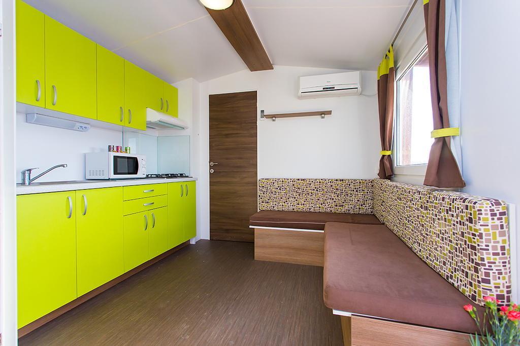 Zelena Laguna Mobile Homes Mugeba Exterior photo